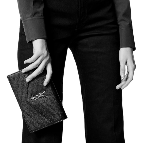 👜 🆕 Saint Laurent CASSANDRE MATELASSÉ CHAIN WALLET IN LAMBSKIN - Picture 3 of 7